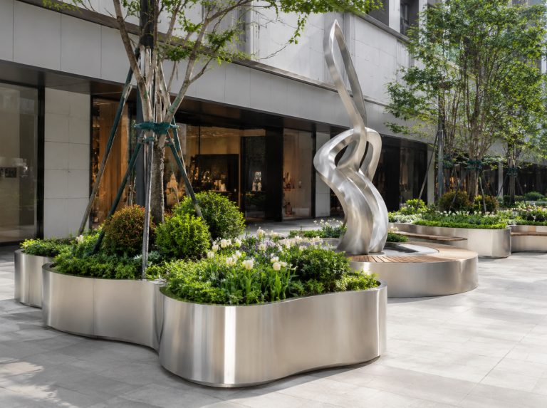 江阳区不锈钢景观雕塑与金属花箱